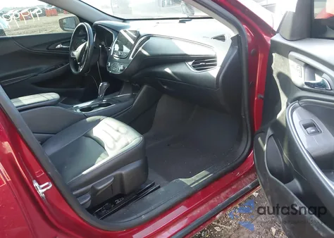 2019 Chevrolet Malibu Lt from USA, damaged, VIN 1G1ZD5ST8KF203548